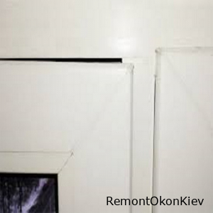 Устраним провисание створки окна